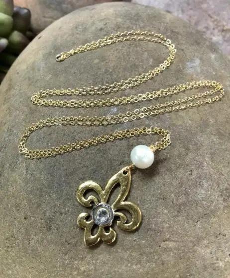 25 Auto Pearl Fleur de Lis Bullet Necklace, Gold Filled