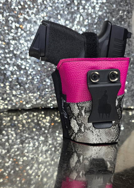 Universal Clam-Shell Trigger Guard & IWB 2-Tone Fuchsia/Snake